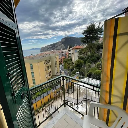 Hotel Deutsche Familien Finale Ligure Esterno foto