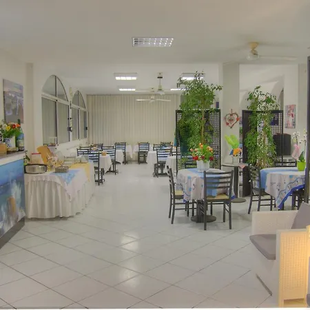 Hotel Deutsche Familien Finale Ligure Esterno foto